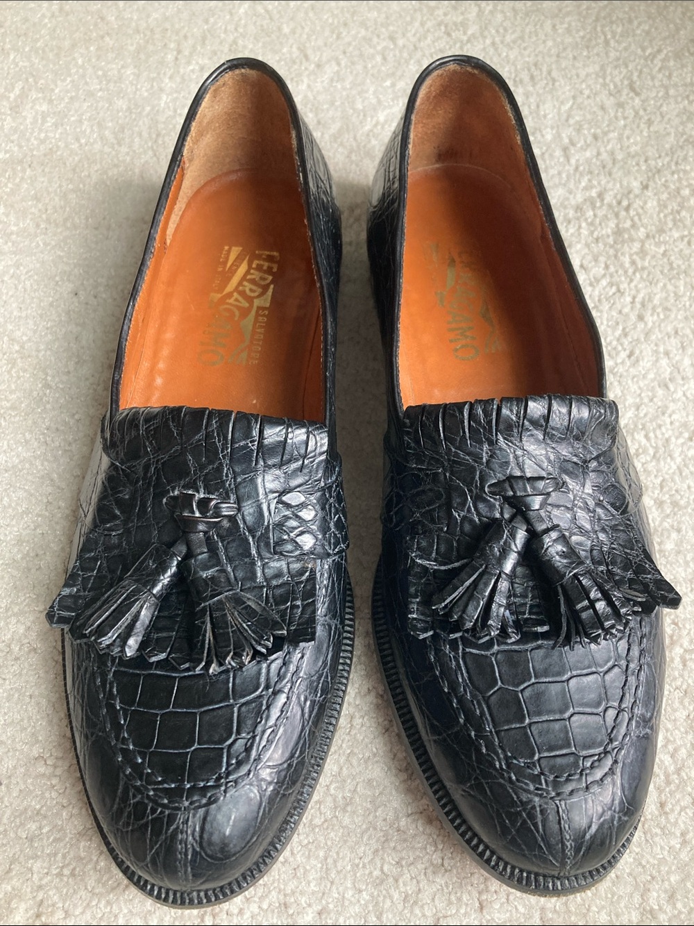 Salvatore Ferragamo tassel crocodile embossed loafers 9 D